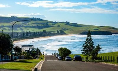Sydney Secret Coastline Kiama Blowhole with Wollongong Wildlife