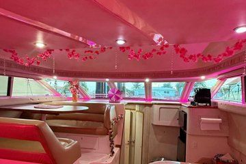 50 Feet Pink Mamacita Yacht