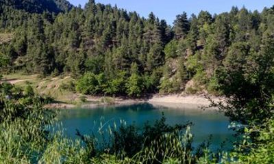 Lake Tsivlou and Zarouchla Day Tour from Patras