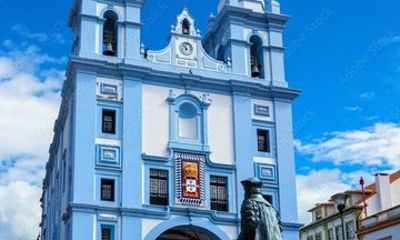 Historical and charming Angra walking tour