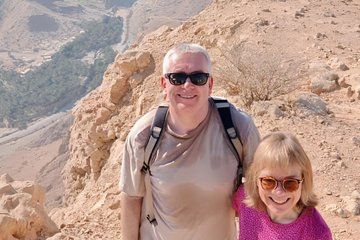 4 Hour Adventure in Muscat Saal Cave and Mountain Walk