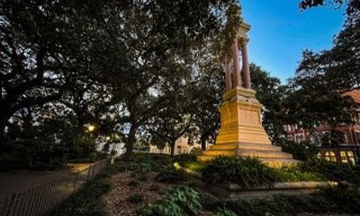 Savannah After Dark A Haunted Donut and Sweet Treats Tour