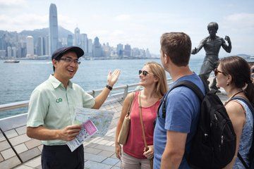 Hong Kong Walking Tour with Local Guide and Lunch