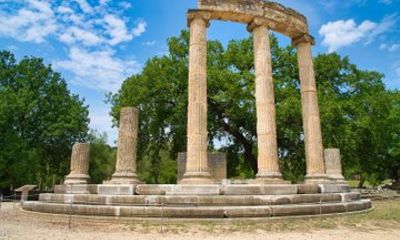 Private Transfer from Patras to Olympia with 2h Sightseeing Stop