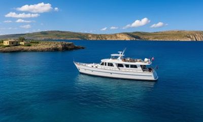 Around Malta Discovery Cruise with 3 Swim Stops and Buffet Lunch