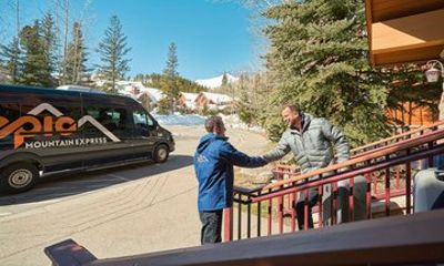 Breckenridge / Keystone Shuttle to Denver International Airport