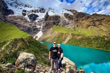 Private Tour to Laguna Humantay with Breakfast and Lunch