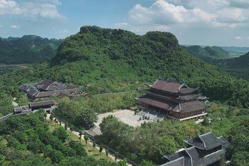 From Hanoi: Premium Ninh Binh Day Trip – Bai Dinh & Trang An