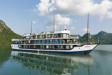 2 Day La Casta Cruise Tour to Ha Long and Lan Ha Bay in Hanoi