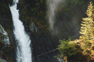 Vancouver Granite Falls Cruise Luxury 3 Star Yacht