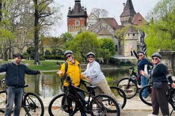 Budapest: Complete E-Bike Tour of Buda and Pest
