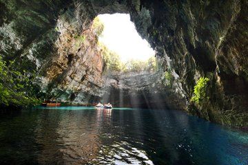 Kefalonia Caves & Coastline – Private Shore Tour
