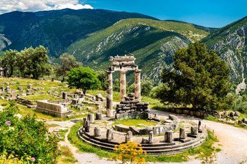 Transfer from Volos to Delphi
