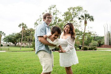 Tampa and Ybor City Private Photoshoot with Local Photographer