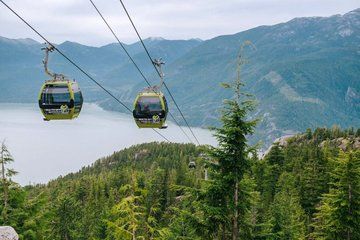 Vancouver: Half-Day Sea to Sky Gondola & Squamish Tour + Luggage