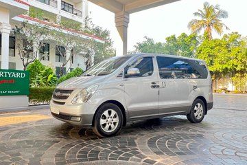 Battambang to Siem Reap Private Taxi Transfer