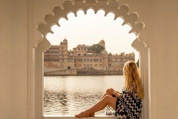 Private Udaipur Tour with Flexible Options and Multilingual Guide