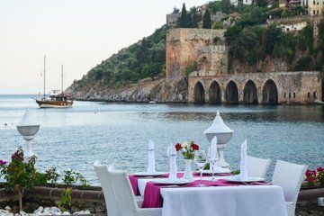 Alanya Seafront Dinner Experience by the Red Tower