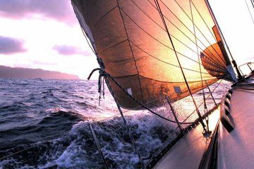 Private Couples Sunset Sailing Tour in San Diego