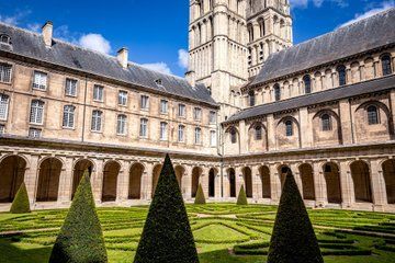 Private Tour and Historic Caen Walking