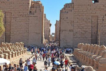 3 Day Nile River Cruise from Aswan to Luxor with Guided Tours