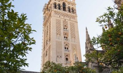 Seville Cathedral and Giralda Entry Tickets with Audio Guide