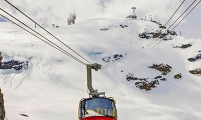 Roundtrip Ticket to Mount Titlis Cable Car with Ice Flyer