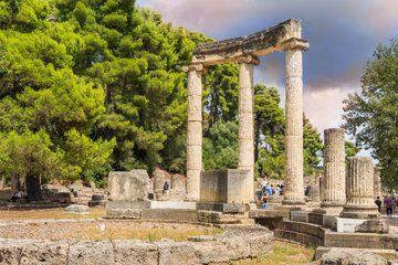 Private Shore Tour: Ancient Olympia, Monastery & Beach Day