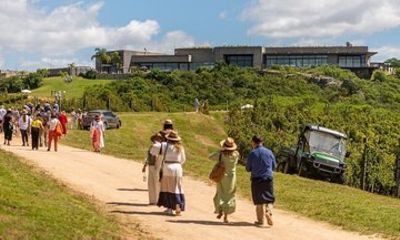 Bodega Garzon Wine Experience with Private Transfer