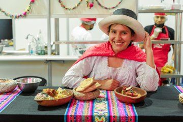 Cusco Guided Food Tour with 9 Locals Favorites Tastings