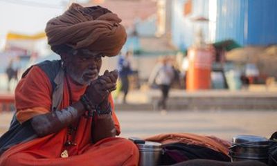 Varanasi Heritage Walk Temples Ghats and Local Delights