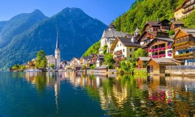 Private Hallstatt Tour from Vienna with Lake District with Boat