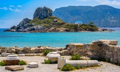 Syros Hiking Adventure: Agios Stefanos & Agia Pakou Shore Tour