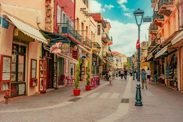 Private Shore Tour Chania Old Town and Street Food Walk