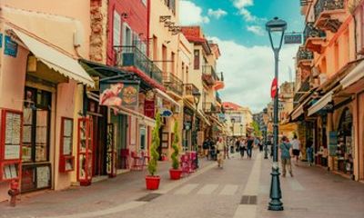 Private Shore Tour: Chania Old Town & Street Food Walk