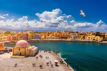Private Shore Tour: Chania Old Town History Walk with Transfer