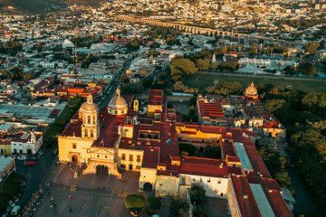 Cultural Tour of Querétaro History and Local Anecdotes