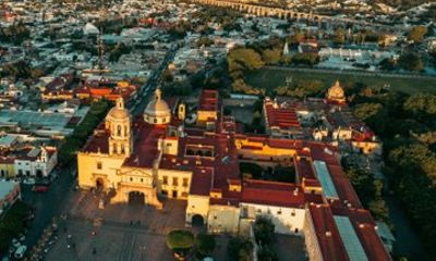 Cultural Tour of Querétaro History and Local Anecdotes