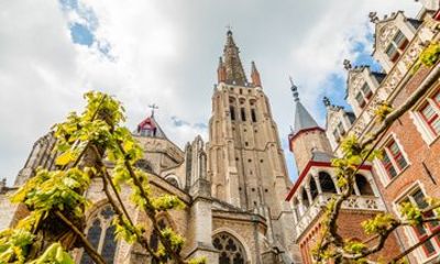 Bruges Churches & Michelangelo’s Sculpture Private Tour