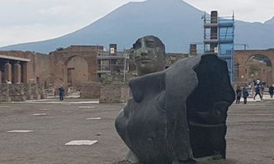 Pompeii Leisure in Naples