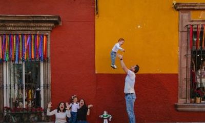 Art in Motion An Authentic San Miguel Photo Experience