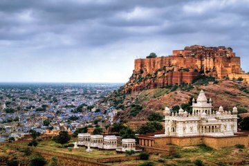 8 days Royal Rajasthan tour with Luxury Car and Hotel