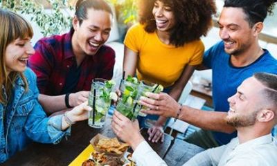 3hr Foz do Iguaçu Food Crawl: City Center Bites with a local