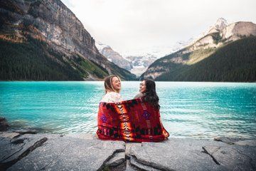 Lake Louise Moraine Lake Tour with Banff Free Time