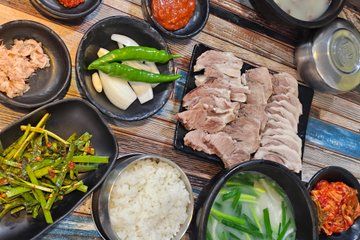 Busan Bites Food Tour