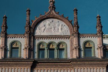 Párisi Udvar Architecture and History Walking Tour Budapest