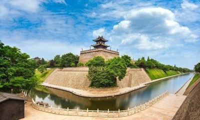 Terracotta Army and Ancient City Wall Day Tour