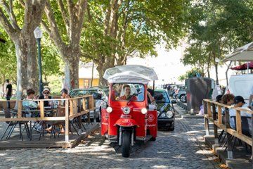Porto Combo: Tuk-Tuk City Tour and Douro River Cruise