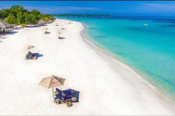 Negrils 7 Mile Beach Margaritaville and Ricks Cafe Experience