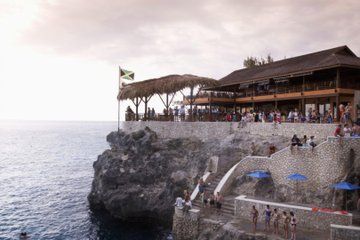 Negrils 7 Mile Beach Margaritaville and Ricks Cafe Experience